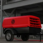 Compressor portátil a diesel Chicago Pneumatic vermelho e preto operando em obra industrial, modelo sem necessidade de ARLA 32, distribuído pela Powertech em Minas Gerais.